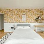 Flexliving - Whole Flat - Septembre Apartman
